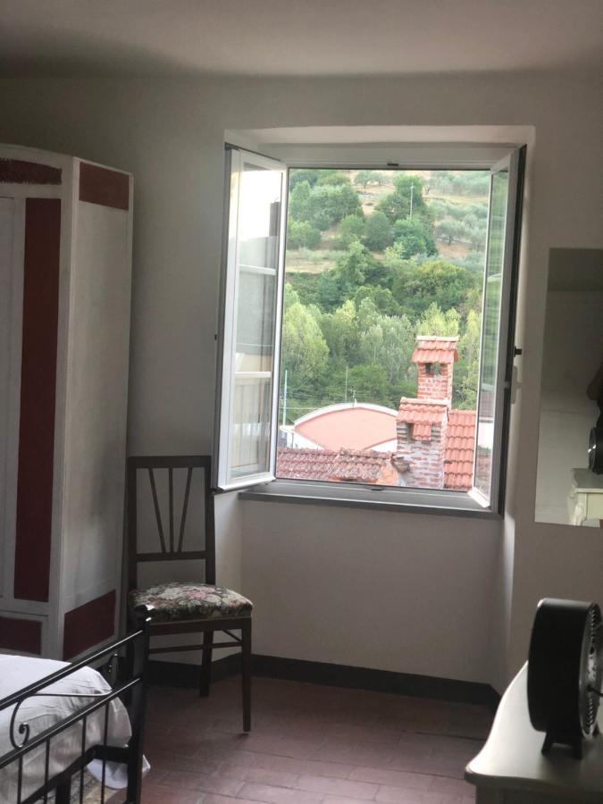 Casa Garibaldi Hotell Pontremoli Eksteriør bilde